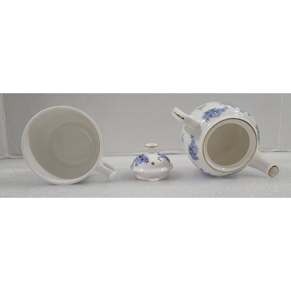 Heirloom Fine Bone China, 3 Piece Tea Set, Made in England - Picture 5 of 7